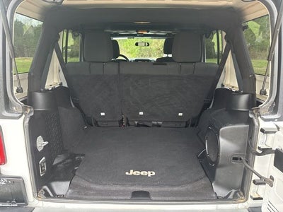 2012 Jeep Wrangler Unlimited Sahara