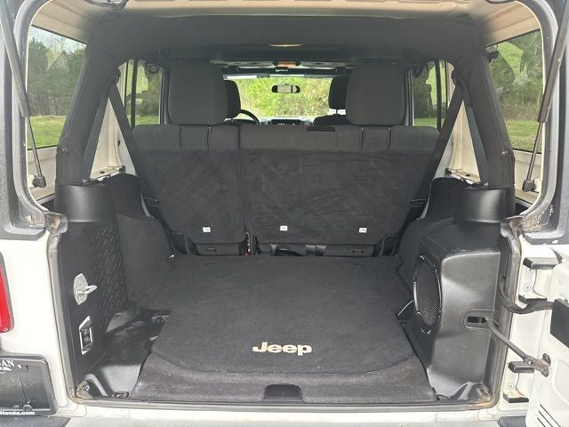 2012 Jeep Wrangler Unlimited Sahara