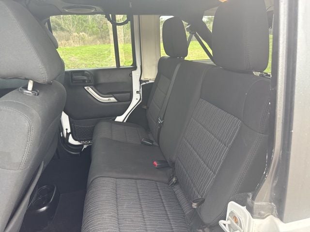 2012 Jeep Wrangler Unlimited Sahara