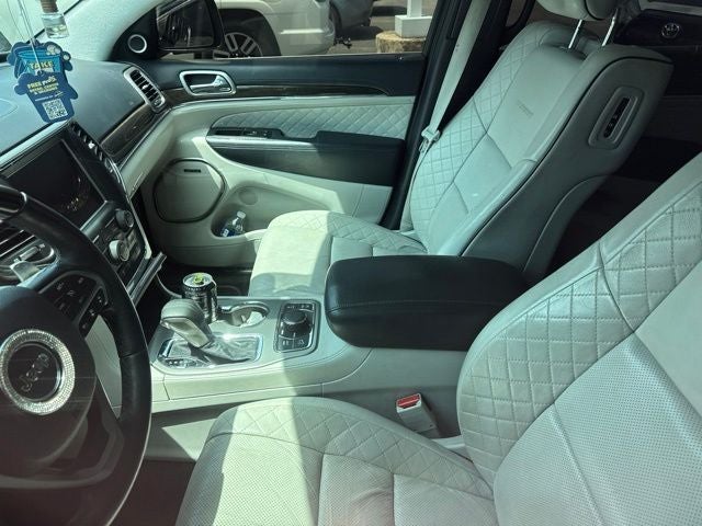 2017 Jeep Grand Cherokee Summit