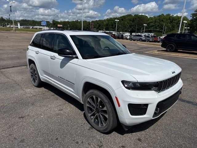 2022 Jeep Grand Cherokee Overland