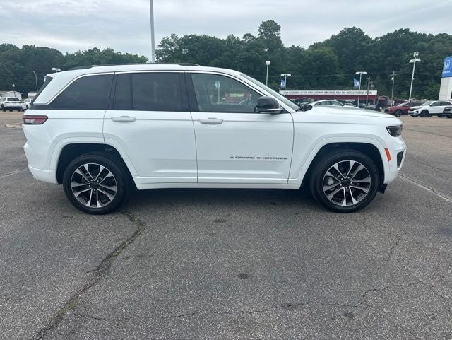 2022 Jeep Grand Cherokee Overland