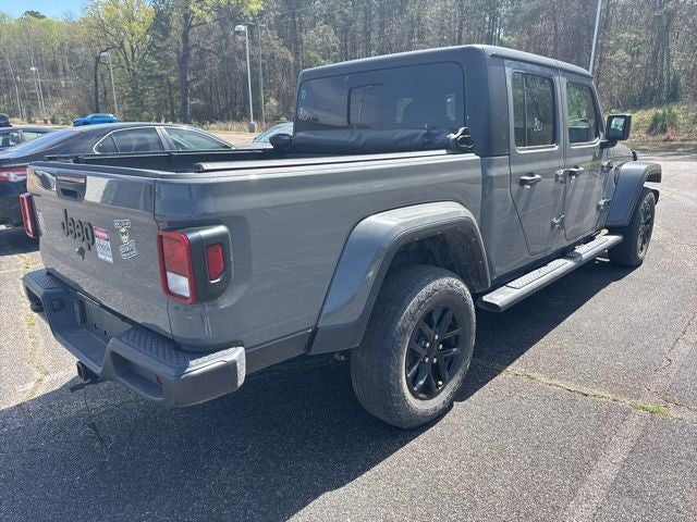 2022 Jeep Gladiator Altitude