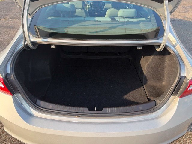 2016 Chevrolet Malibu LS 1LS