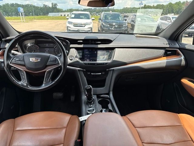 2020 Cadillac XT5 Premium Luxury