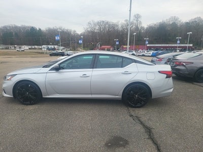 2021 Nissan Altima 2.5 SR