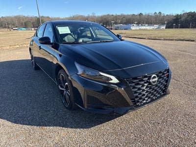 2025 Nissan Altima 2.5 SR