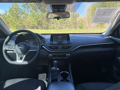 2021 Nissan Altima 2.5 SV