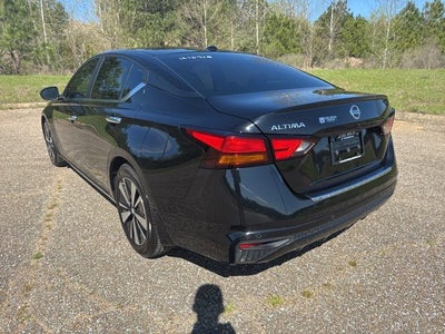 2021 Nissan Altima 2.5 SV