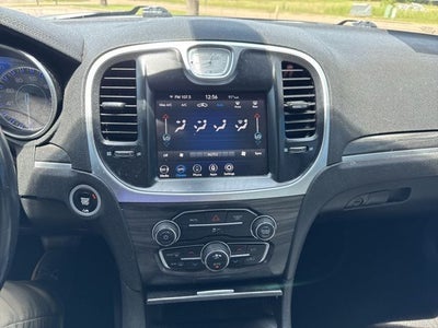 2021 Chrysler 300 Touring