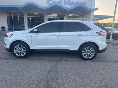 2022 Ford Edge Titanium