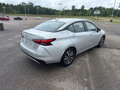 2023 Nissan Versa 1.6 SV