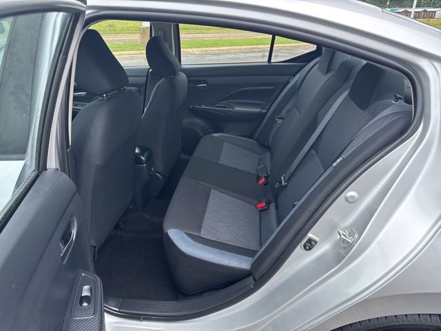 2023 Nissan Versa 1.6 SV