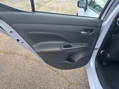 2024 Nissan Versa 1.6 SR