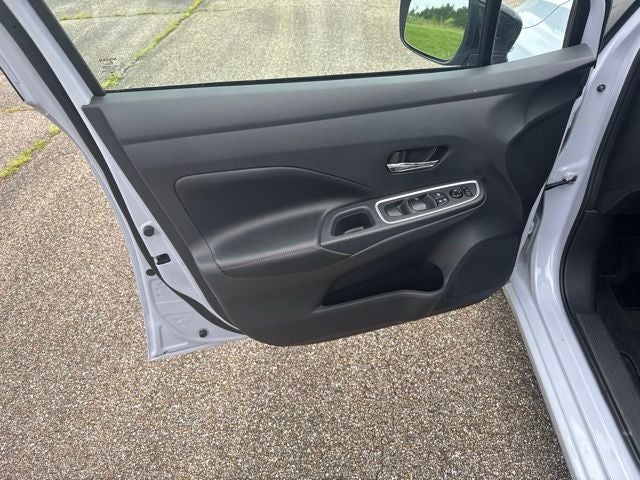 2024 Nissan Versa 1.6 SR