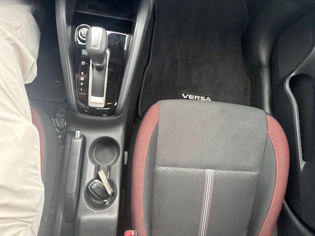 2024 Nissan Versa 1.6 SR