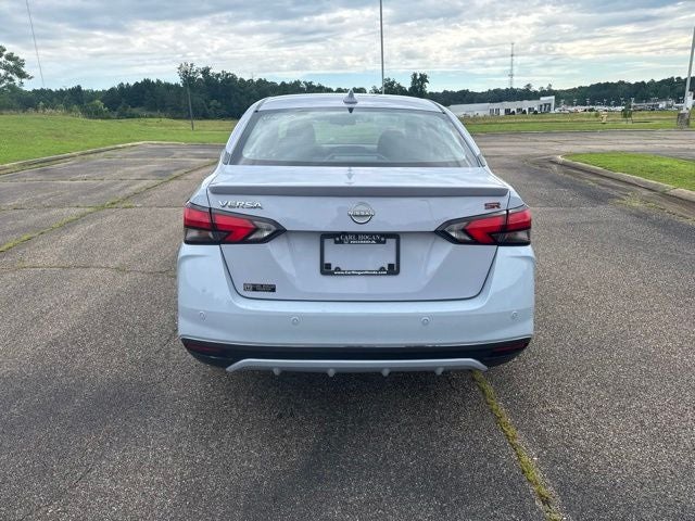 2024 Nissan Versa 1.6 SR