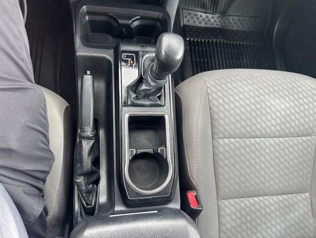 2022 Toyota Tacoma SR V6