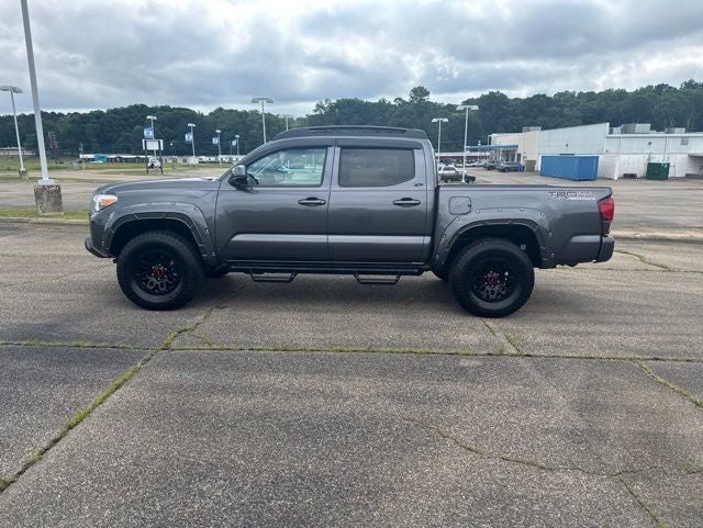 2022 Toyota Tacoma SR V6