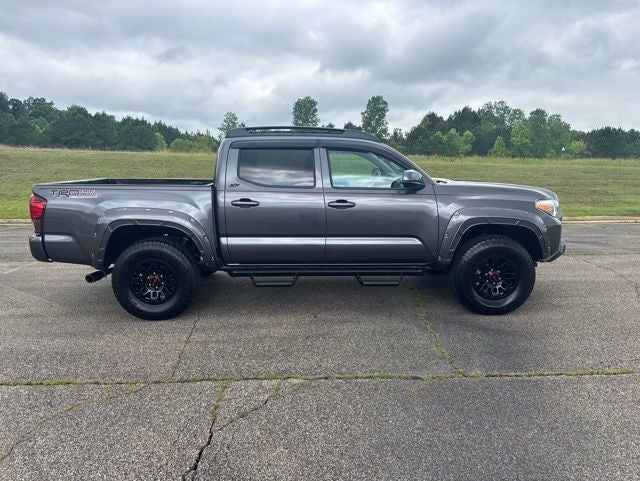 2022 Toyota Tacoma SR V6
