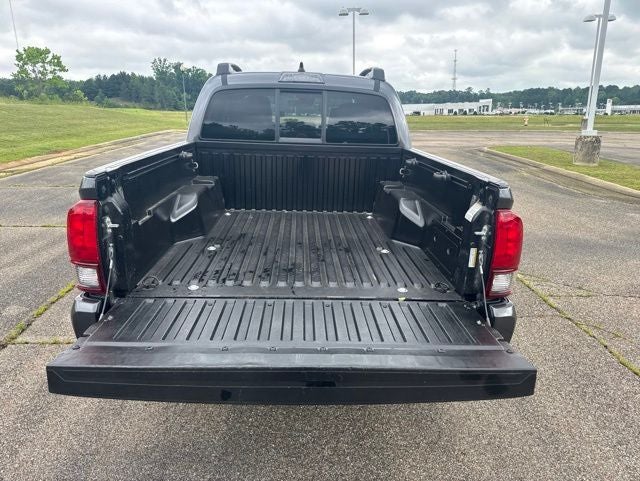 2022 Toyota Tacoma SR V6