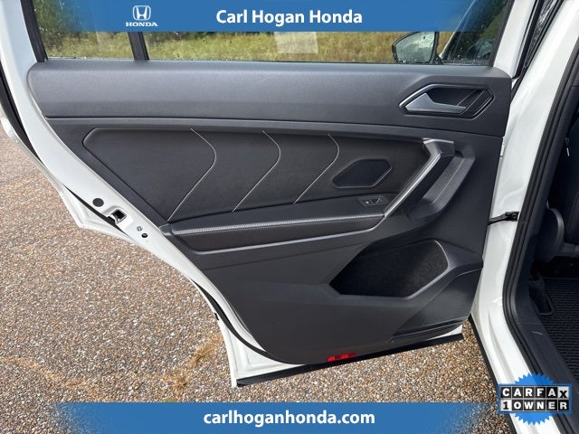 2024 Volkswagen Tiguan 2.0T SE R-Line Black