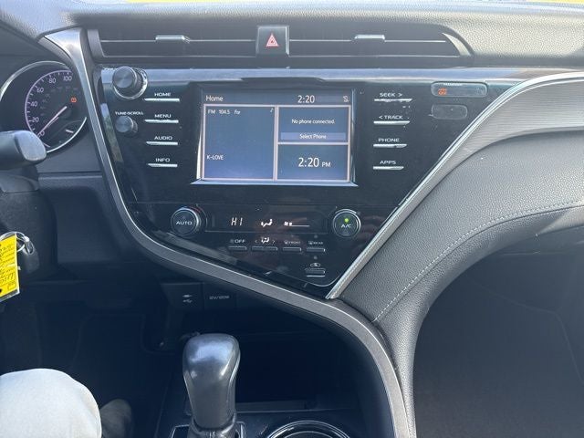 2018 Toyota Camry SE - Photo 19