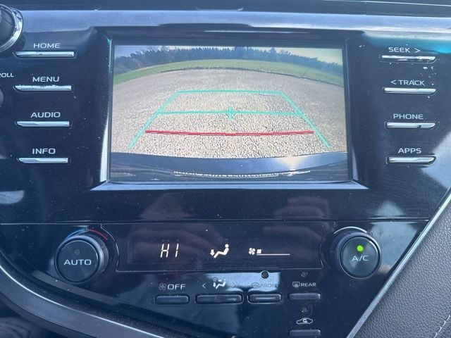 2018 Toyota Camry SE
