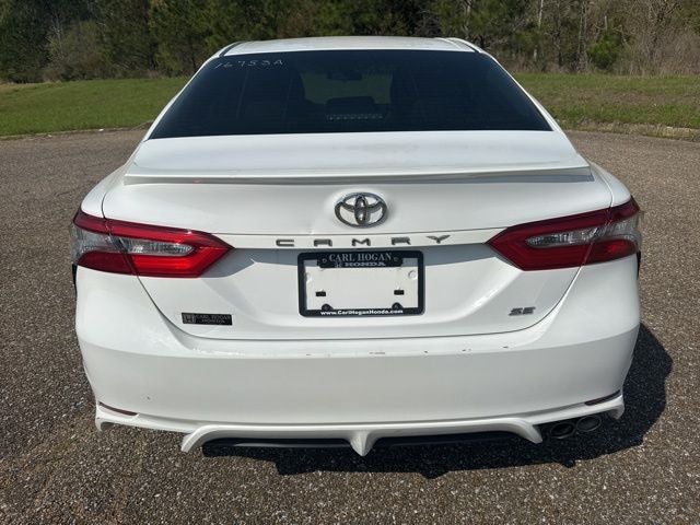 2018 Toyota Camry SE