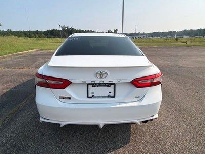 2018 Toyota Camry SE