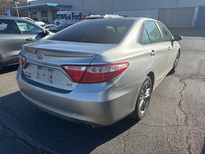 2017 Toyota Camry SE