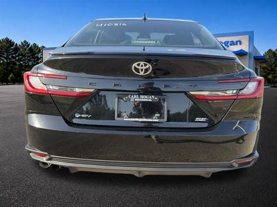 2025 Toyota Camry SE