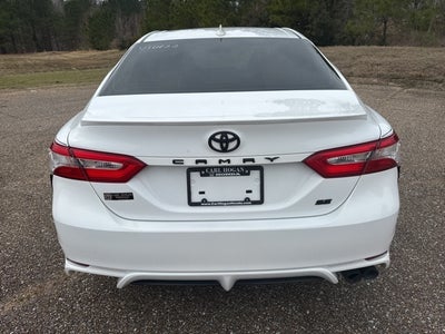2020 Toyota Camry SE