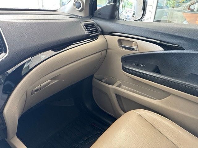 2020 Honda Pilot Touring 7 Passenger