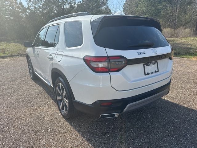 2024 Honda Pilot Touring