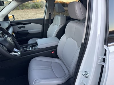 2025 Honda Pilot Touring