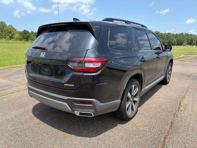 2024 Honda Pilot Touring