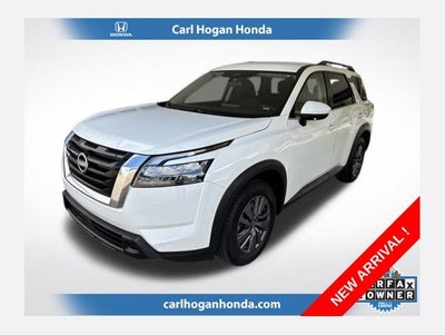 2025 Nissan Pathfinder SV