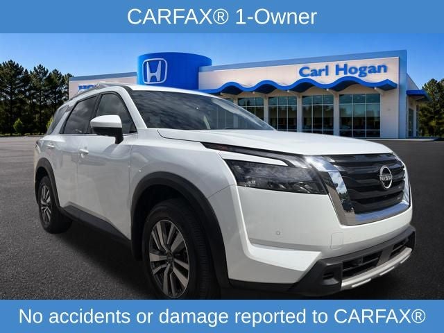 2025 Nissan Pathfinder SL