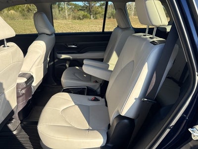 2025 Toyota Grand Highlander XLE