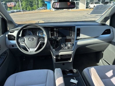 2020 Toyota Sienna LE 8 Passenger