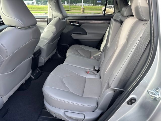 2022 Toyota Highlander Limited