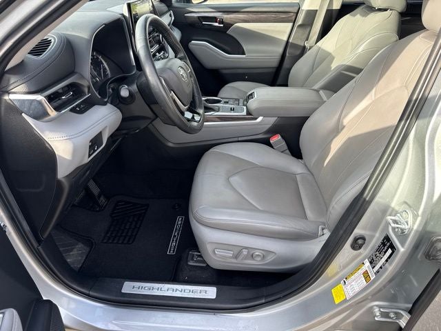 2022 Toyota Highlander Limited