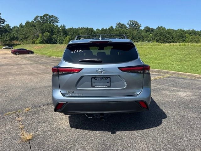 2021 Toyota Highlander LE