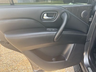 2021 INFINITI QX80 LUXE