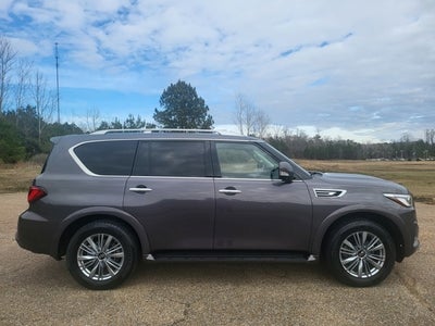 2024 INFINITI QX80 LUXE